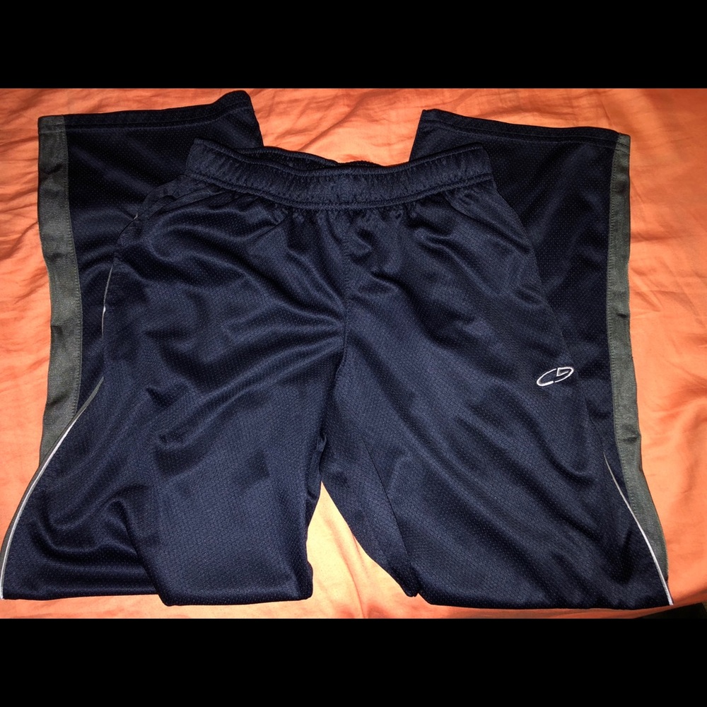 Athletic pants hardly worn